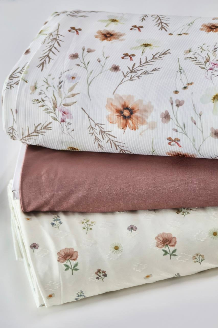 Exclusive  Narrow rib Mauve blooming bows by the Half Yard