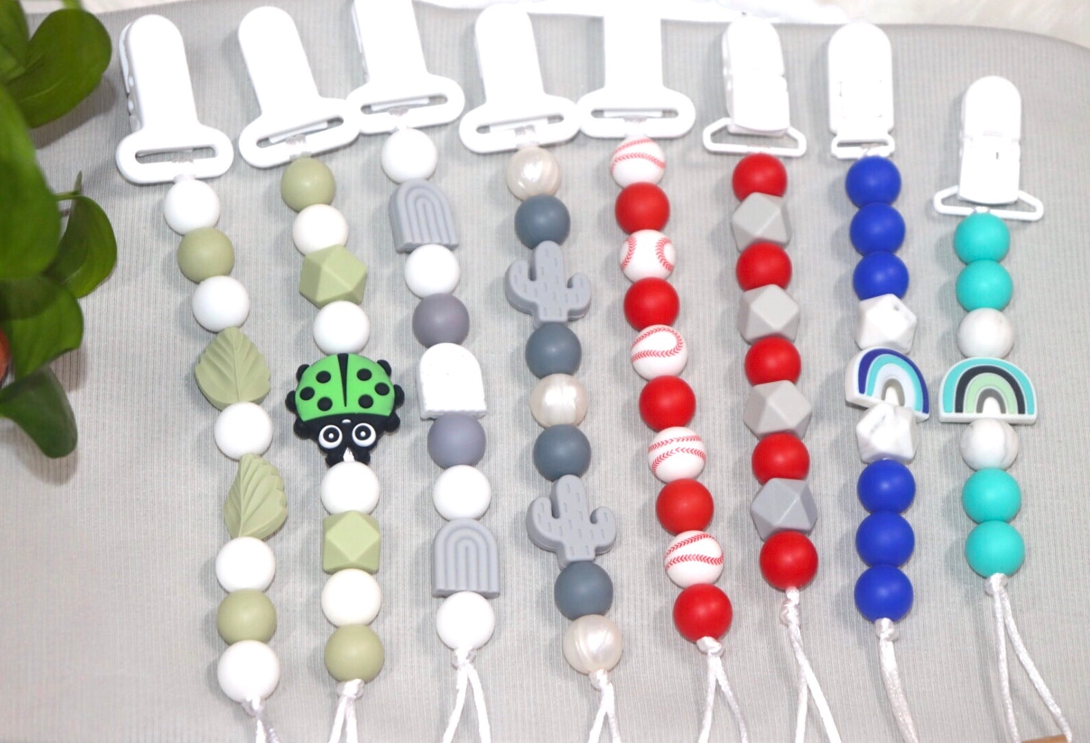 Handmade silicone pacifier clips