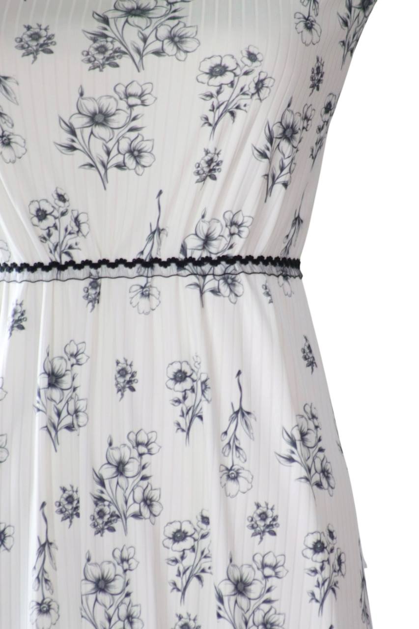 Wide rib White Dreamy Floral  by the half yard