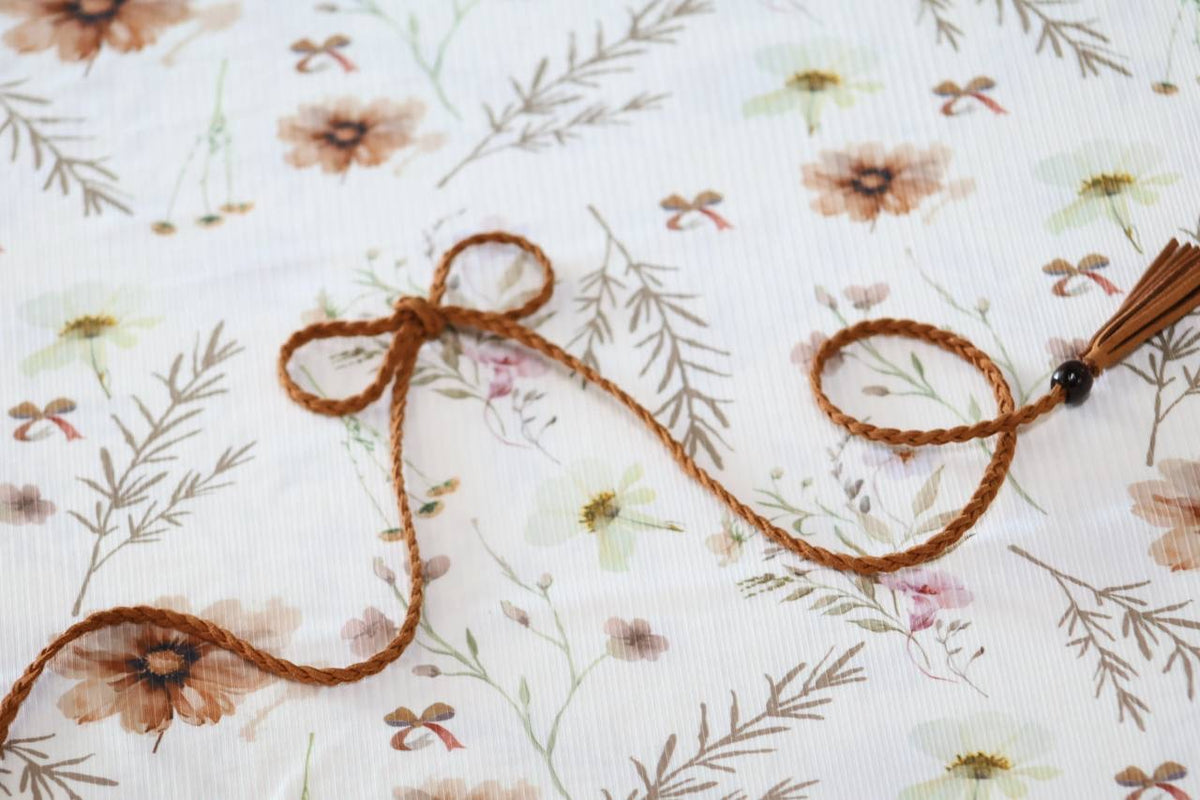 Exclusive  Narrow rib Mauve blooming bows by the Half Yard
