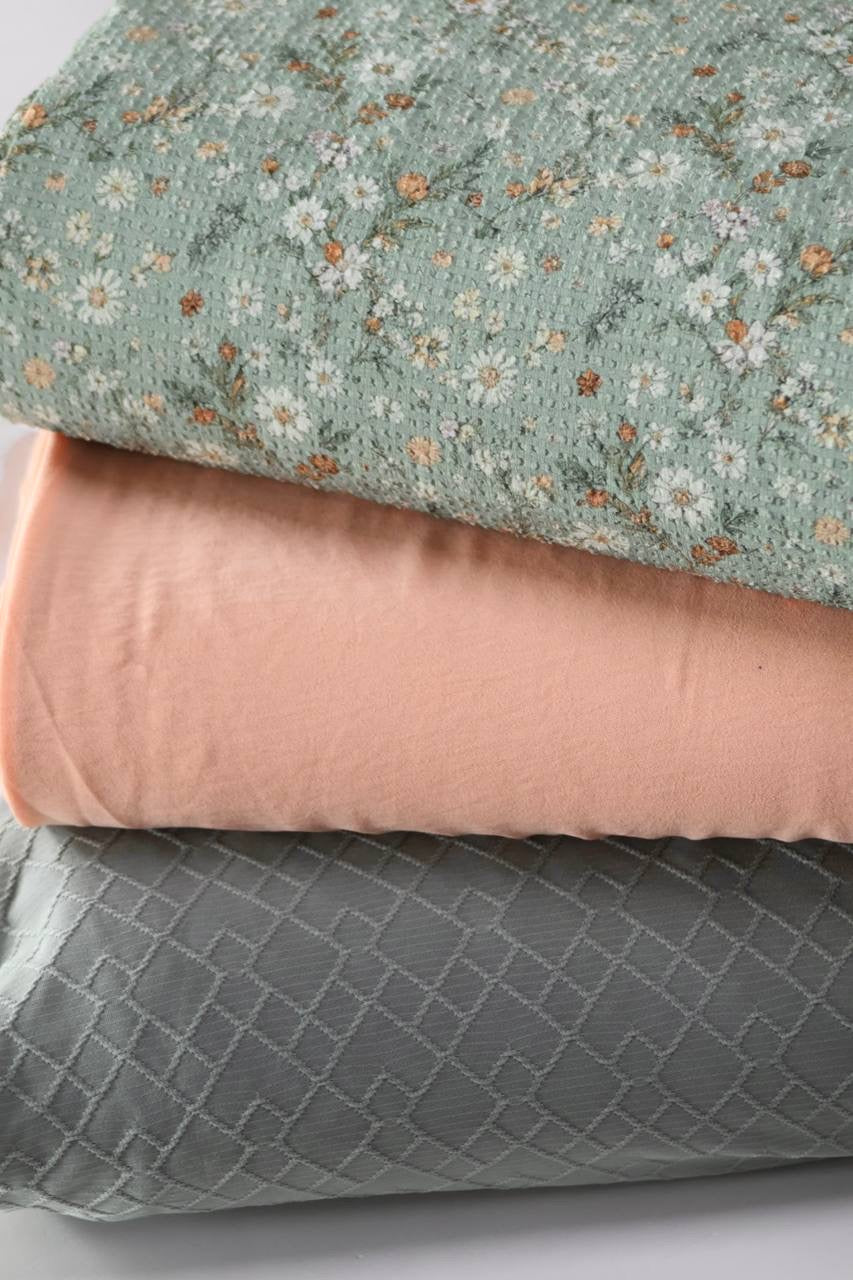 Exclusive Pucker Poly Sage Vintage daisy by the Half Yard