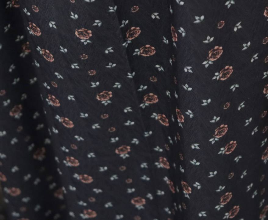 “Rosanne” Glammer Polyester by ￼a half yard