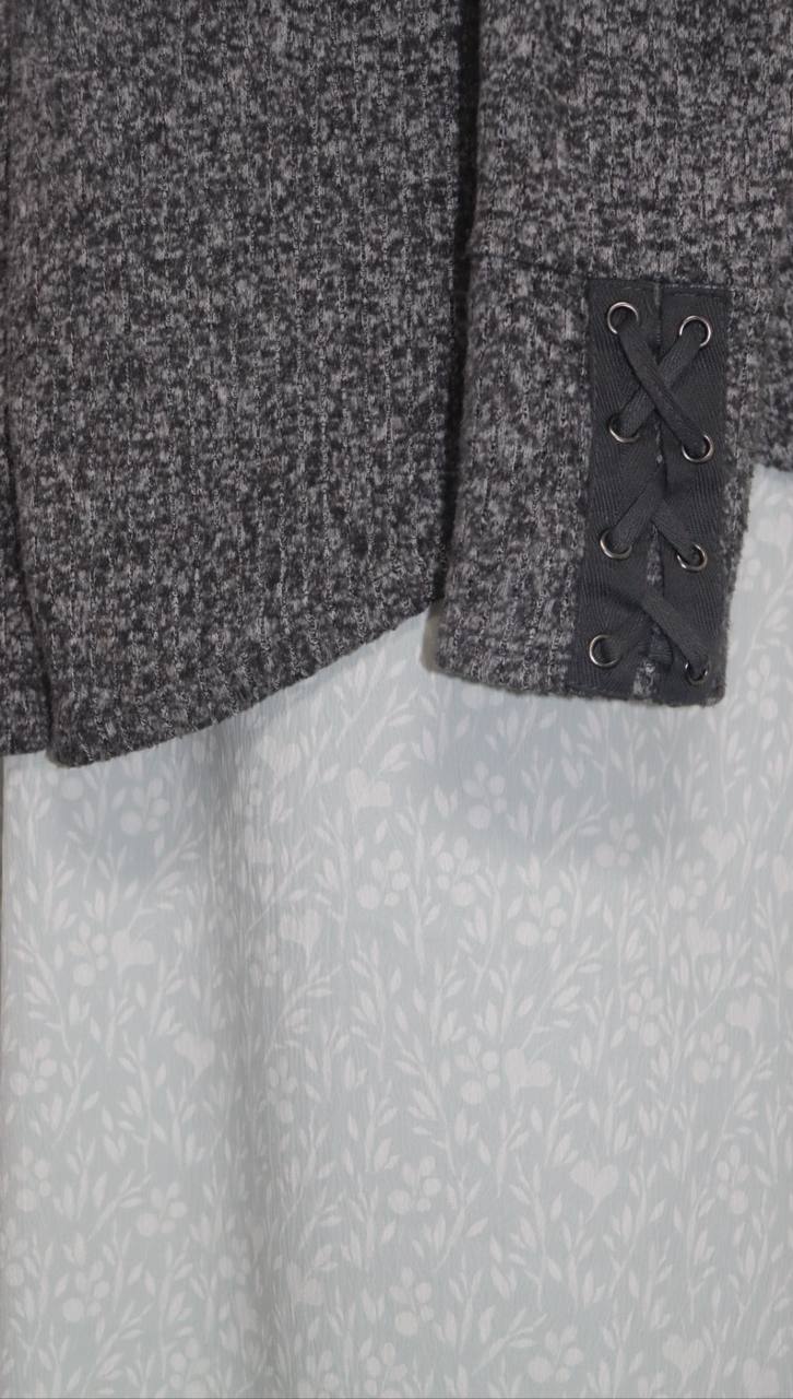 “Mint”  Ditsy heart sprigs by the half yard  Pineskin