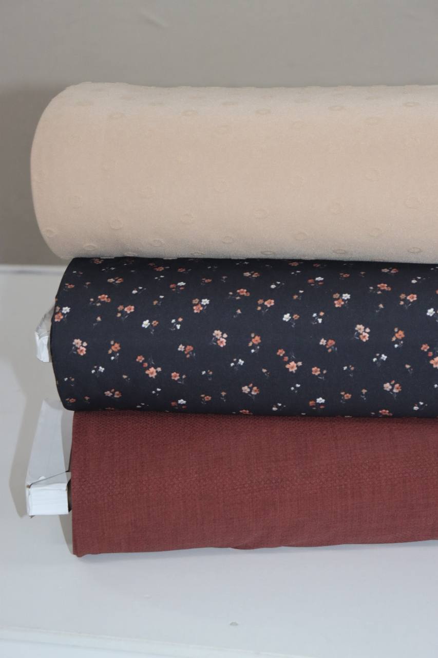 Ditsy Black Summer Crepe
By the half yard