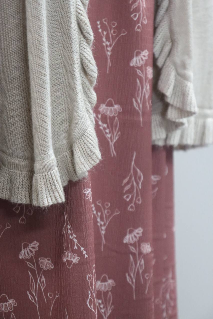 Spice “Hanna” Wavy crêpe by the half yard